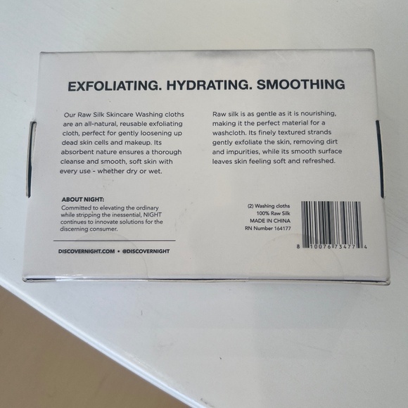 Discover Night | 2xRaw Silk Washcloths | White - Picture 2 of 5